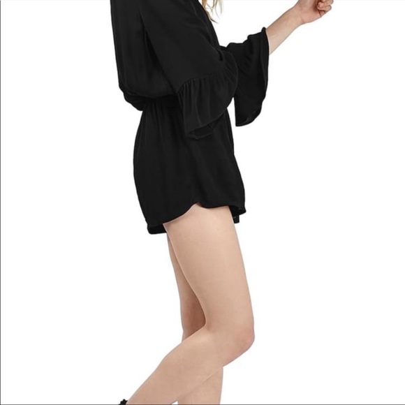 TopShop Black Off The Shoulder Crinkle Romper - Picture 3 of 7